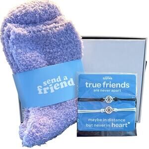 Friends Gift Set NWT One pair of purple fuzzy socks and Two Friends bracelets